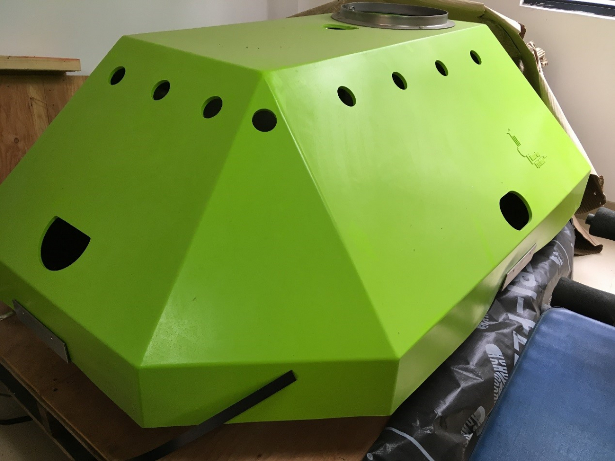 防拖网海床基观测平台